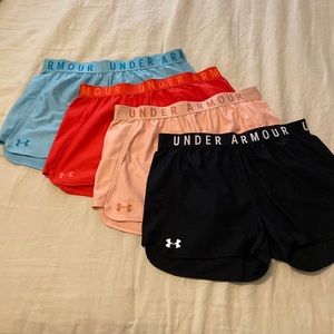 Under Armour loose Heat Gear shorts